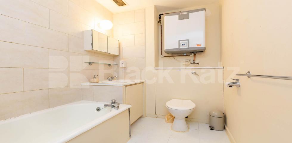 Spacious studio set in an amazing location by Regents Park & Euston Cumberland Terrace Mews, Camden